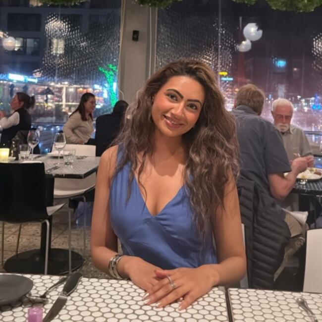 Babysitter in Auckland: Himani
