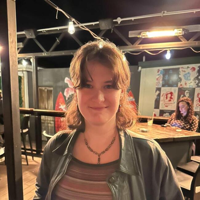 Babysitter in Wellington: Hannah