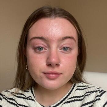 Babysitter in Stirling: Anna