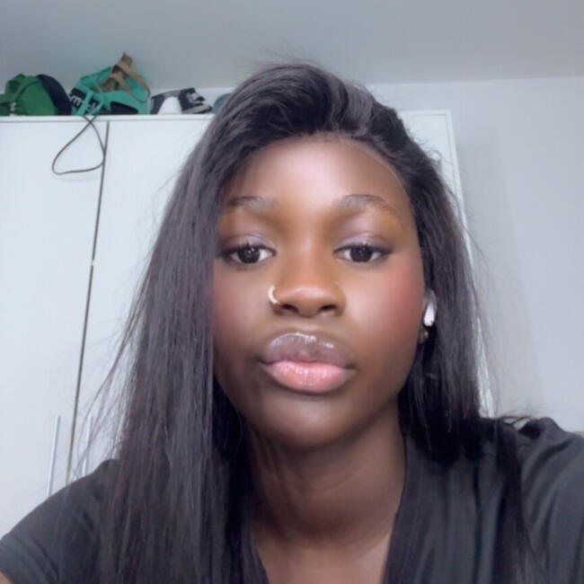 Babysitter in Rouen: Salamata