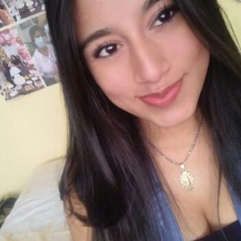 Babysitter in Quito: Lizbeth