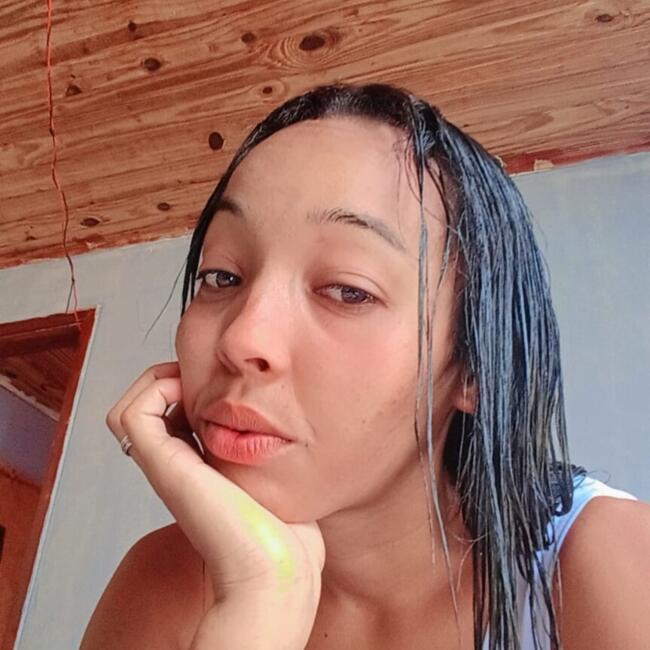 Babysitting job in Sarandi: Nayara