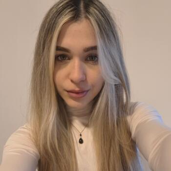 Emprego de babá em Piracicaba: emprego de babá Andrea