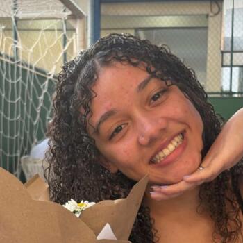 Babysitter in Belo Horizonte: Yasmin