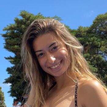 Babysitter Almada: Inês