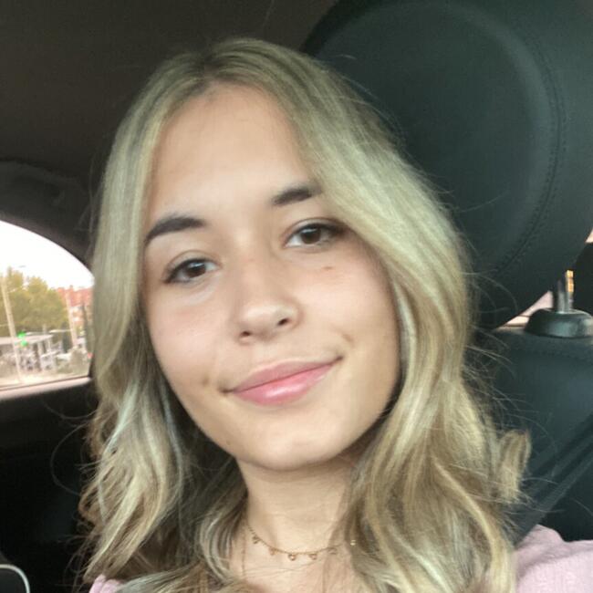 Babysitter in Madrid: Eva