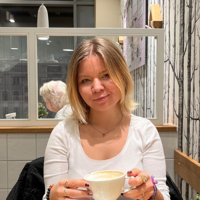 Babysitter in Saint-Louis: Katya