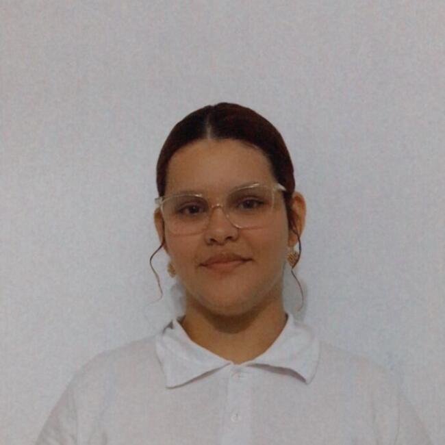 Babá em Manaus: Laryssa