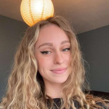 Babysitter in Nogent-le-Rotrou: Laurine