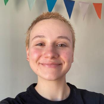 Babysitter in Paris: Rose