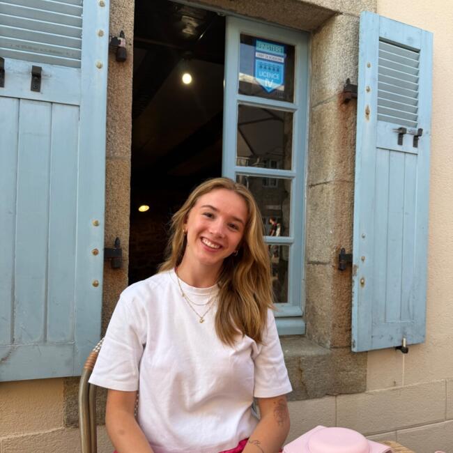 Babysitter in Nice: Zita