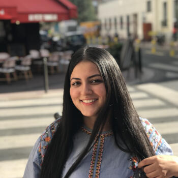 Baby-sitter in Paris: Hela