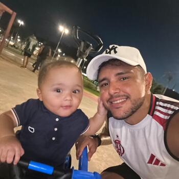 Babysitting job in Parauapebas: babysitting job Tiago