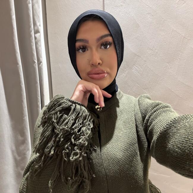 Babysitter in The Hague: Annisa