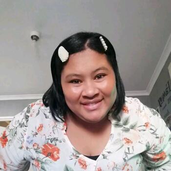 Nanny in Wellington: Desmarie