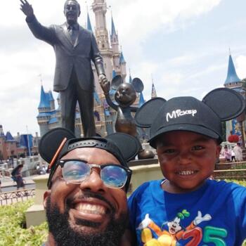 Babysitting job in Orlando: babysitting job T.J.