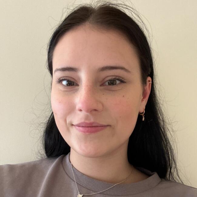 Babysitter in Auckland: Charlotte