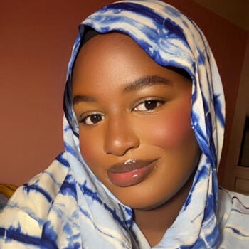 Babysitter in Noisy-le-Sec: Binta
