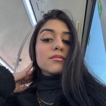 Babysitter in Vila Nova de Gaia: Lara