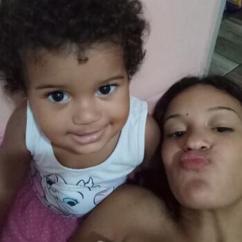 Babysitting job in São Vicente: babysitting job Hyrla