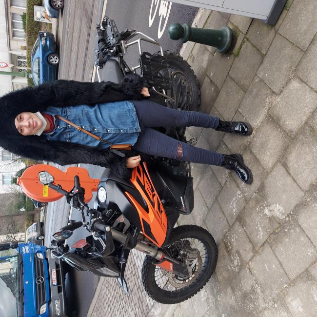Baby-sitter in Bruxelles (Uccle): Dounia
