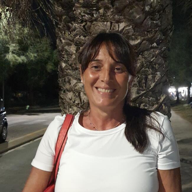 Babysitter a Castelletto sopra Ticino: Monica