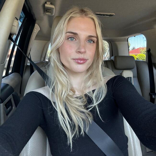 Babysitter in Melbourne: Anita