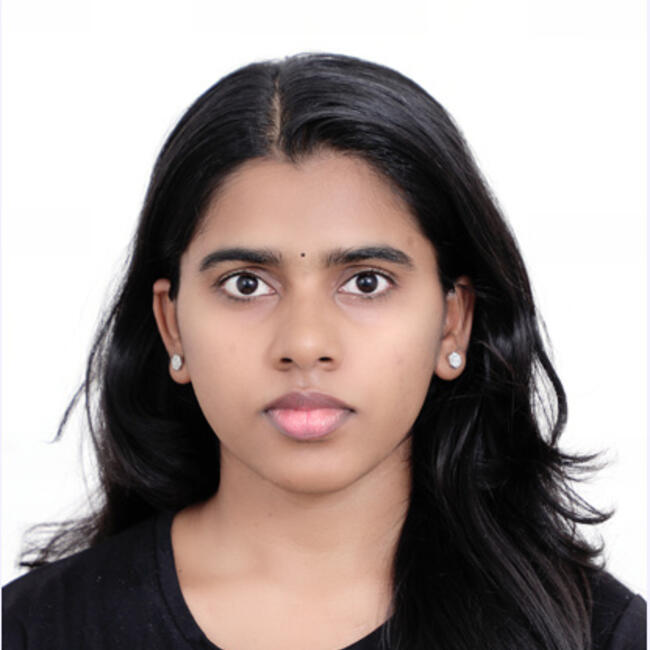 Babysitter a Milano: Pavithra