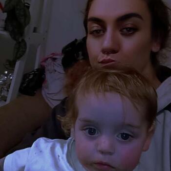 Babysitter Napier City: Azaria