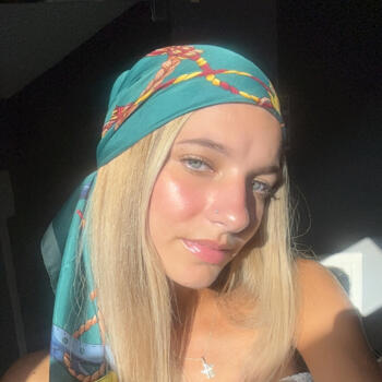 Babysitter in Médréac: Kelly