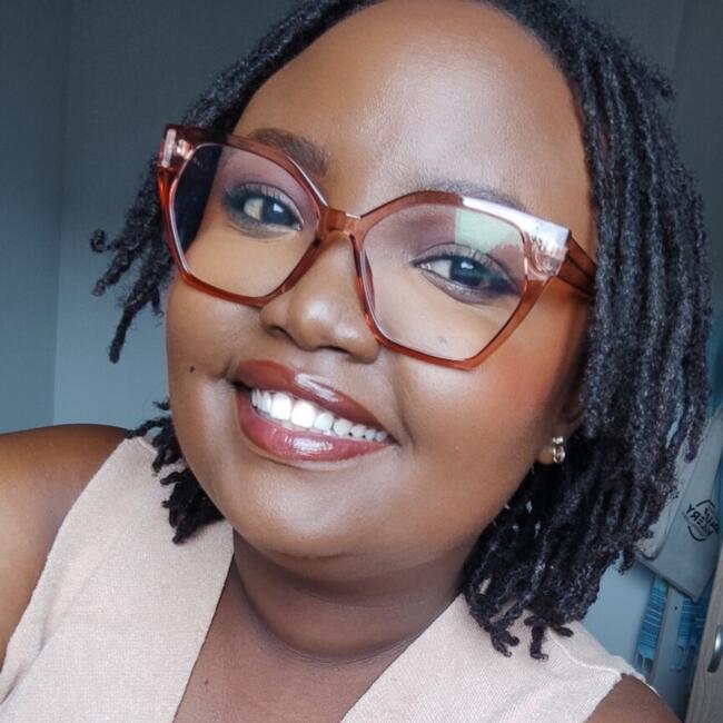 Babysitter in Neuilly-sur-Seine: Lynn