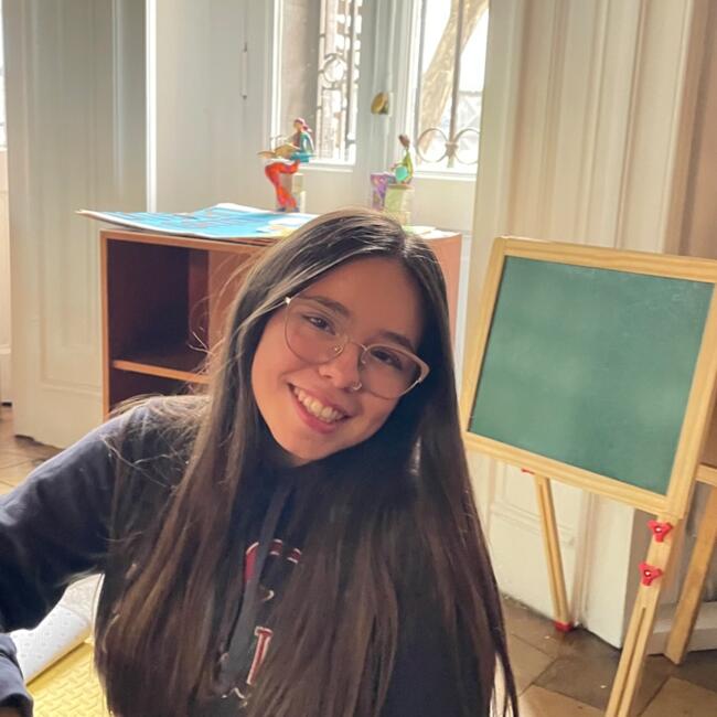 Babysitter in San Bernardo: Valentina