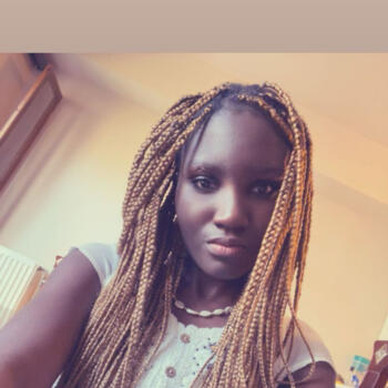 Babysitter in Sint-Agatha-Berchem: Mariam