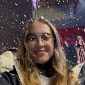 Babysitter in Singapore Island: Julia