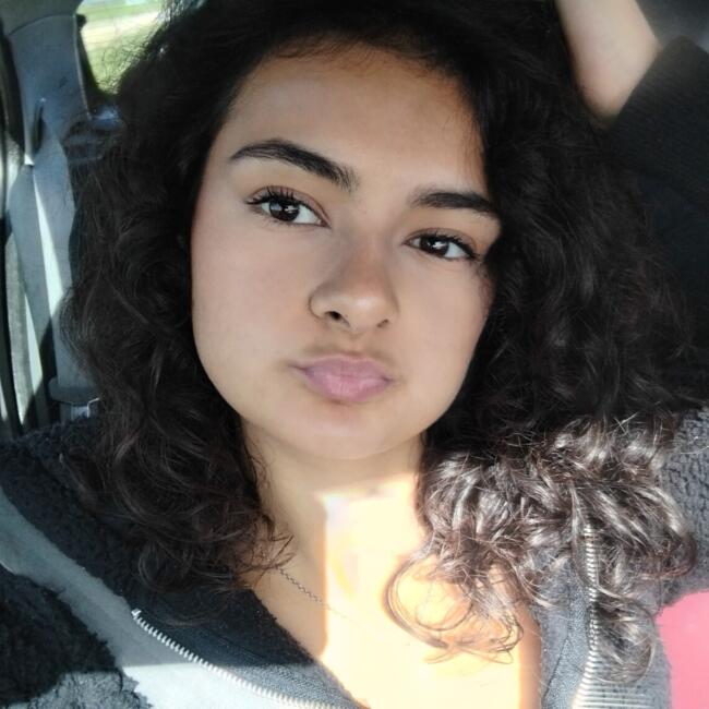 Babysitter in Gisors: Jade-Eden