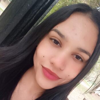 Babysitter Pindamonhangaba: Ana Beatriz