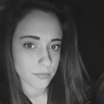 Babysitting job in Vercelli: babysitting job Sharon