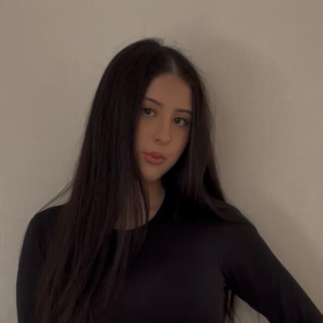 Babysitter in Roanne: Minan