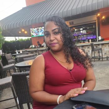 Babysitter Couva: Kimberly