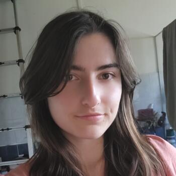 Babysitter in Servon: Elisa