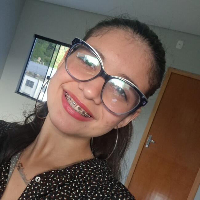 Babá em Ibirama: Emanuelle