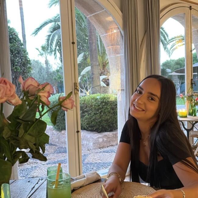 Babysitter in Marseille: Leonie