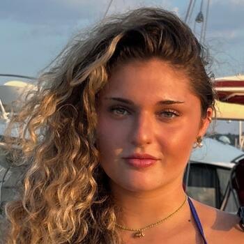 Canguro en San Andrés del Rabanedo: Sara García Ordás