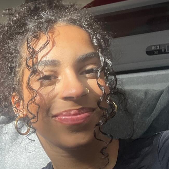 Babysitter in Waterford: Sarah