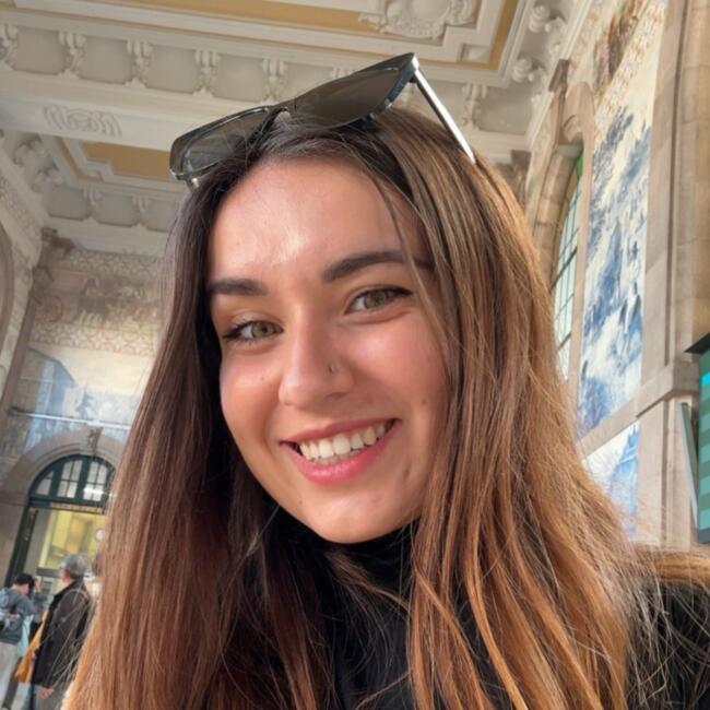 Babysitter in Breuil-le-Sec: Clara