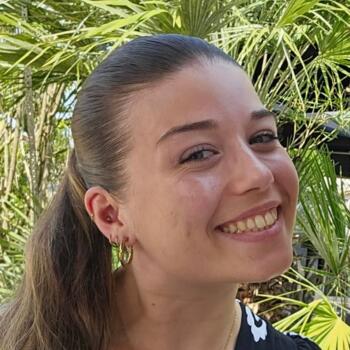 Babysitter in Vertou: Nina