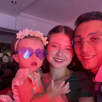 Trabajo para niñera en Guayaquil: trabajo de niñera Valentina