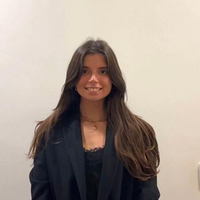 Babysitter em Lisboa: Sofia