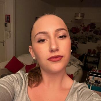 Babysitter Corbeil-Essonnes: Léna