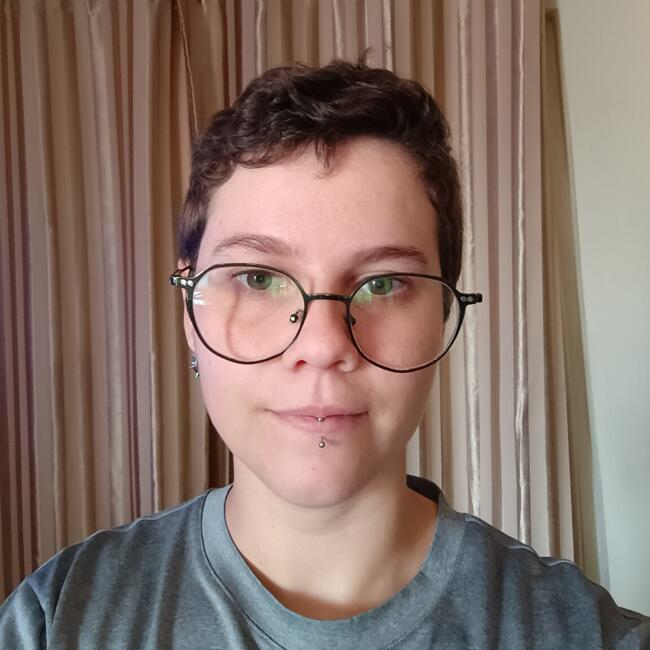 Babysitter in São Bento do Sul: Luana